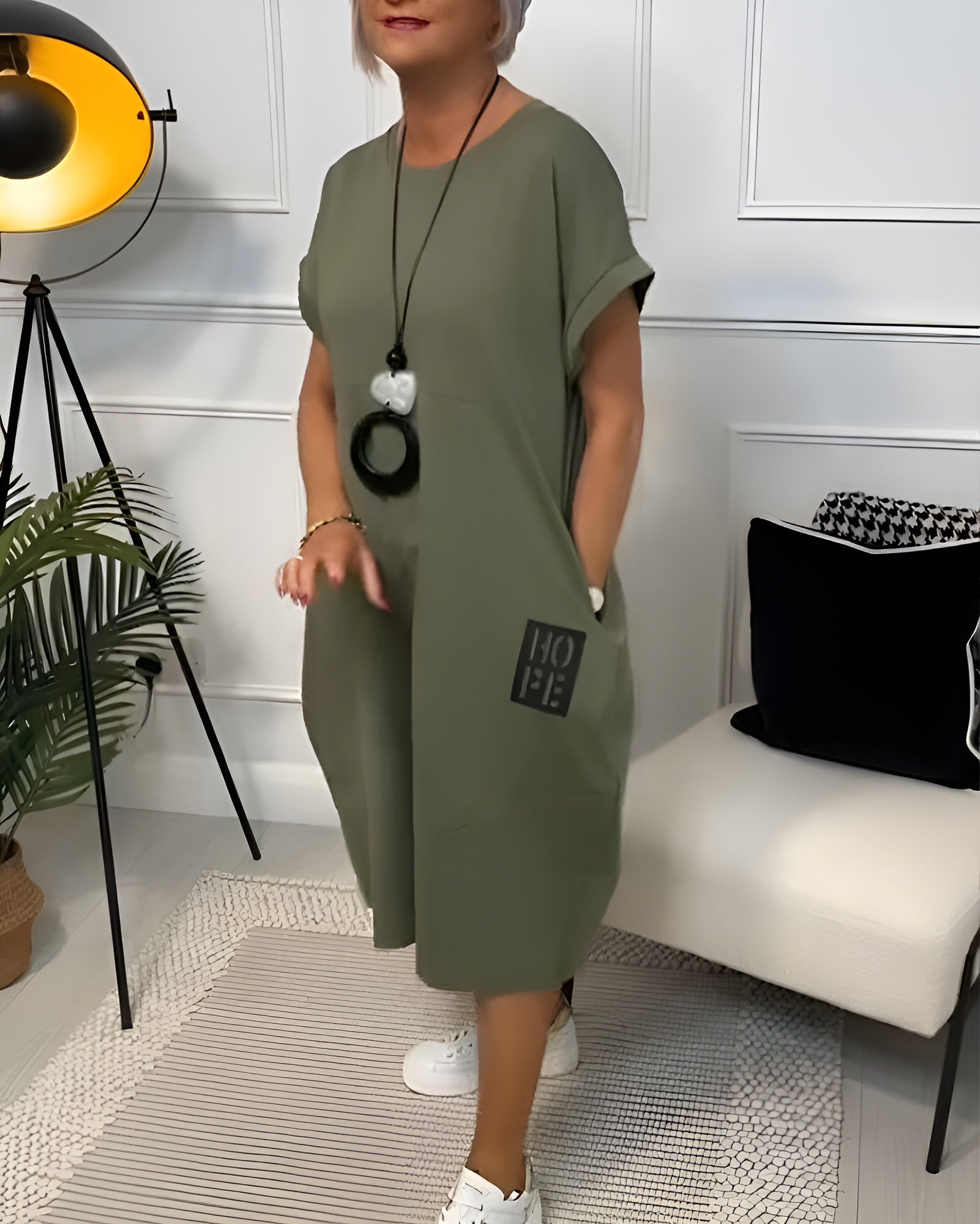 Cleo - Stylish Short Sleeved Dress