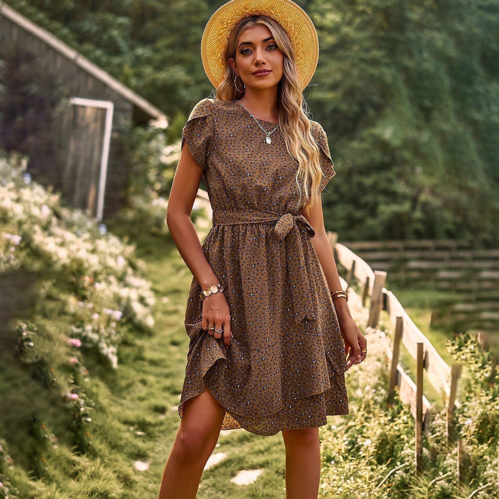 Cecilie - Chic Floral Wrap Dress