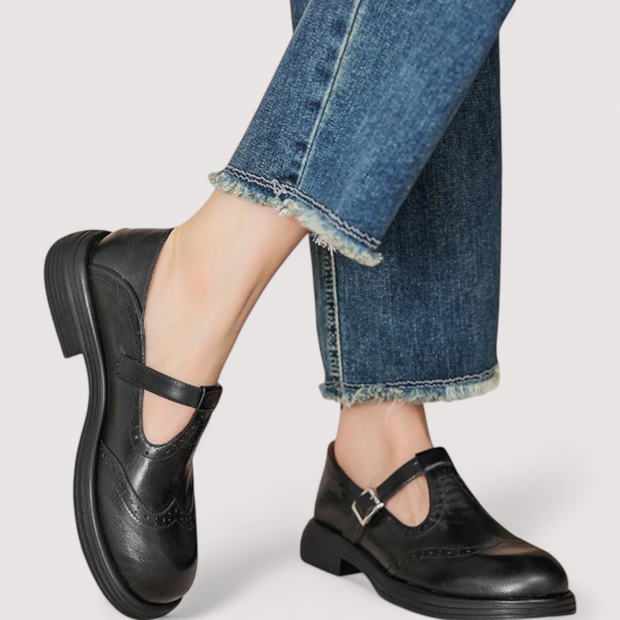 Rowena - Vintage Elegance Sandal